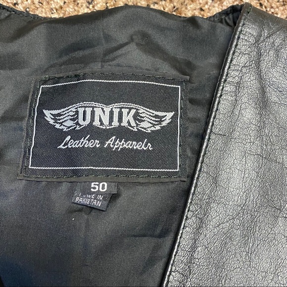 UNIK Mens black leather biker motorcycle vest snap front jacket size 50 - Picture 3 of 6